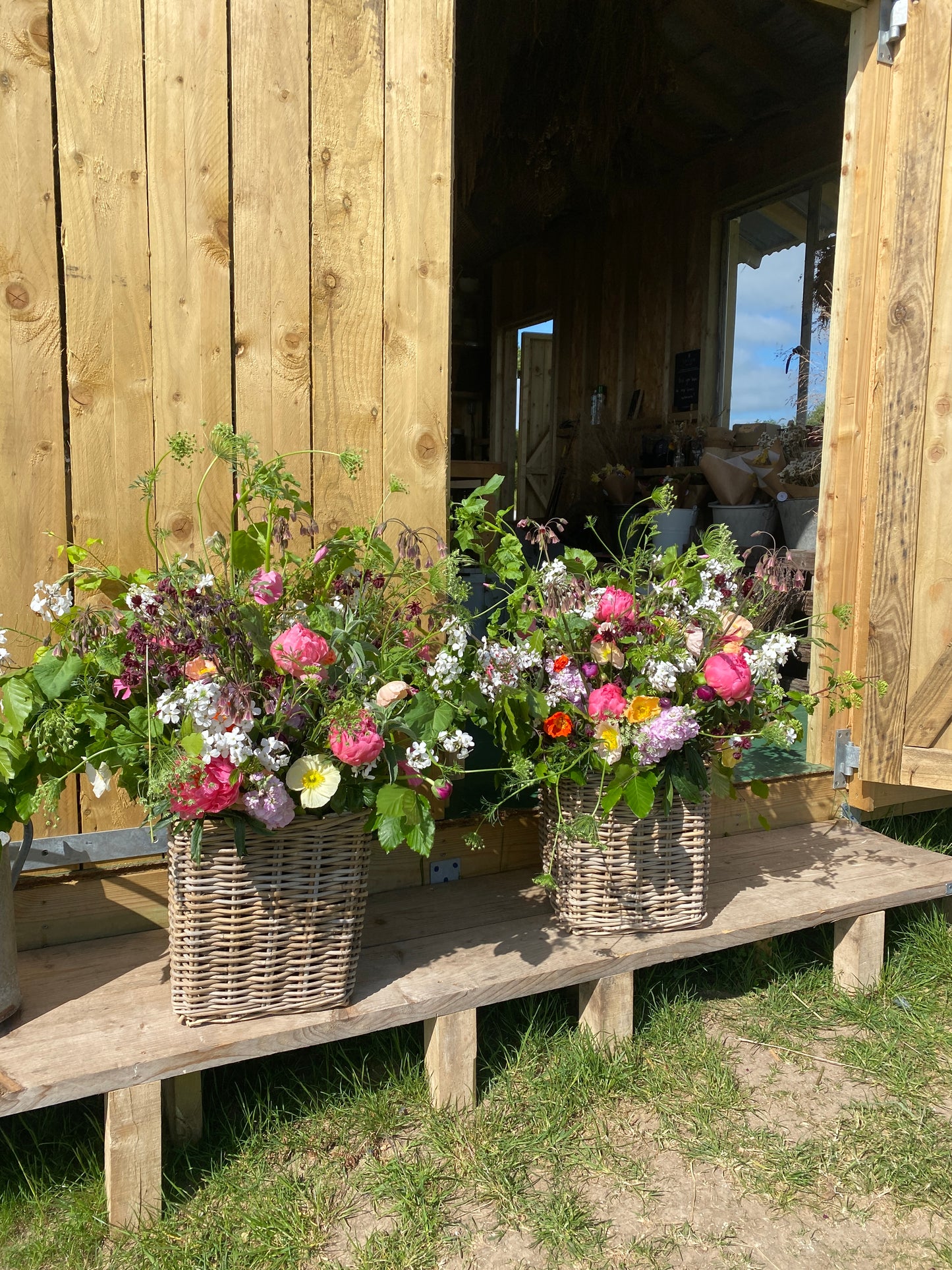 JULY: Floral Mechanics: Large Arrangement 18/07