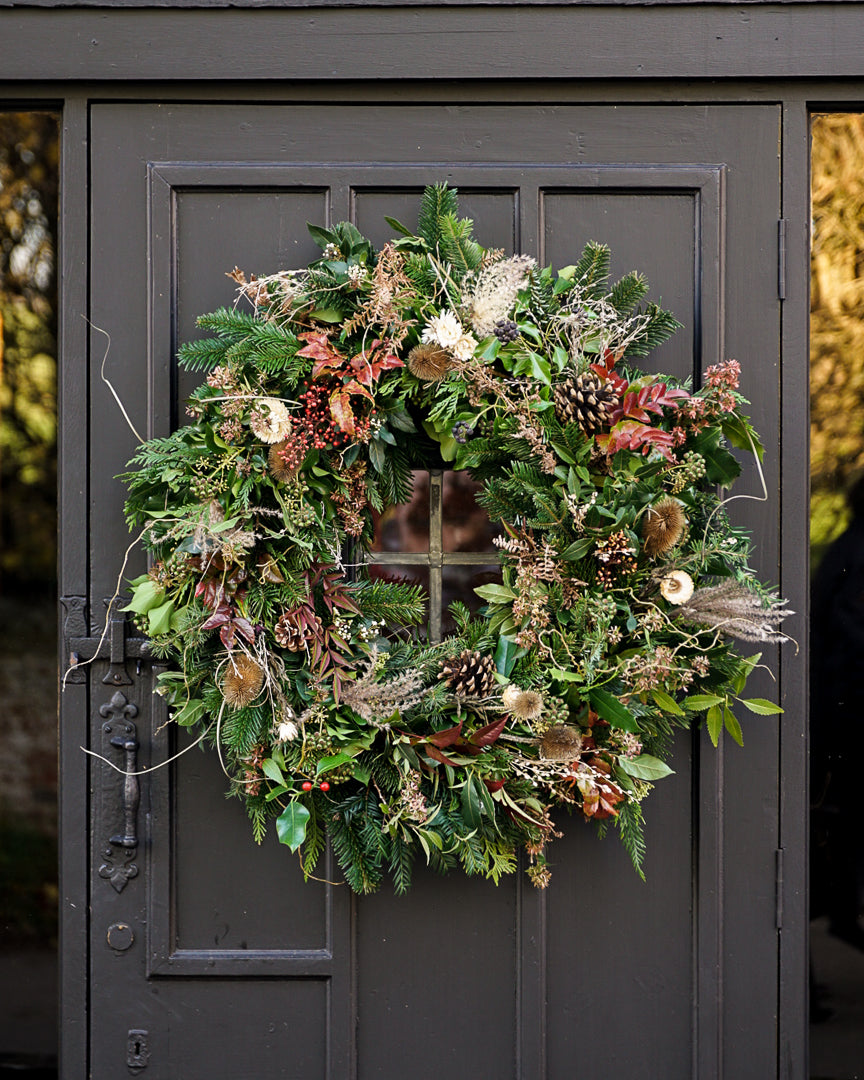 DECEMBER: Morning Wreath Making at Stem & Green Field 04/12