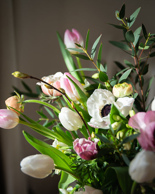 Mothers Day Seasonal Bouquet - Luxury